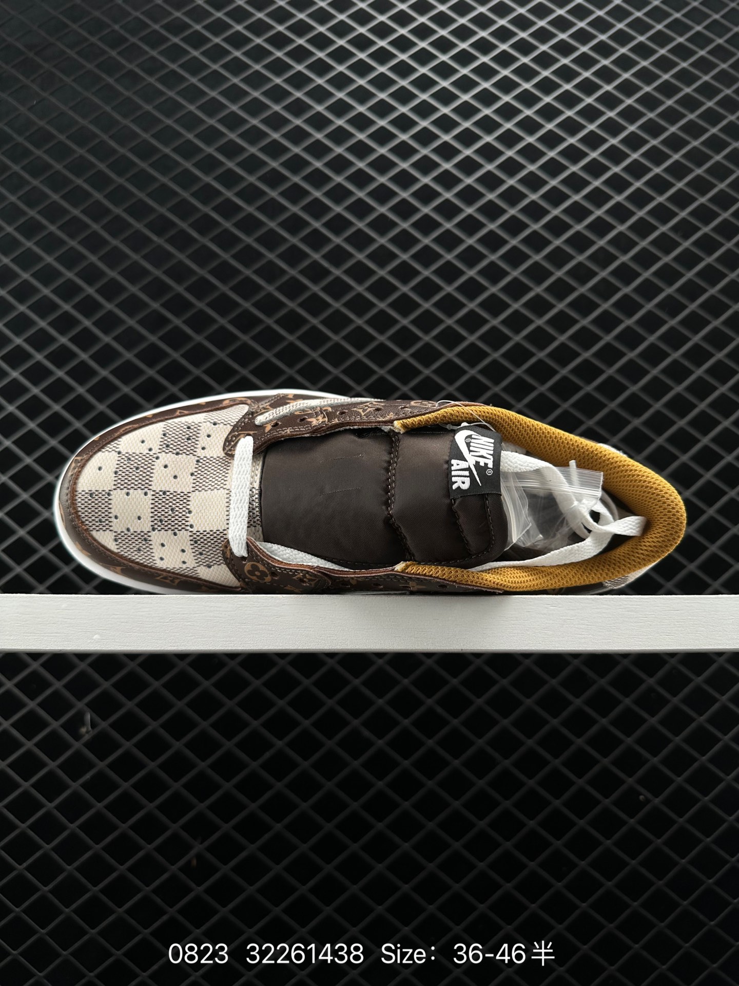 Air Jordan 1  LV  Low